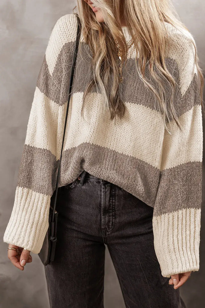 colorblock in beige and white over-sized knit sweater.