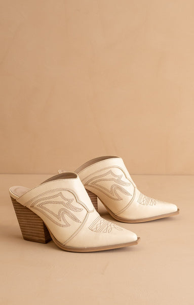 Ivory Western Heeled Mule