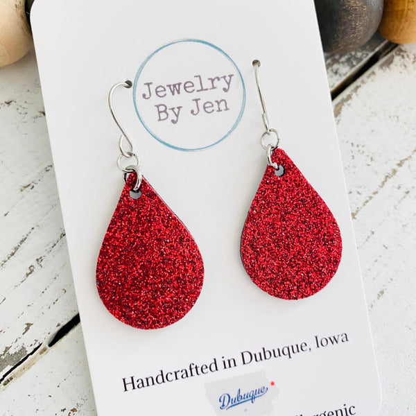 Small Teardrop: Red Fine Glitter